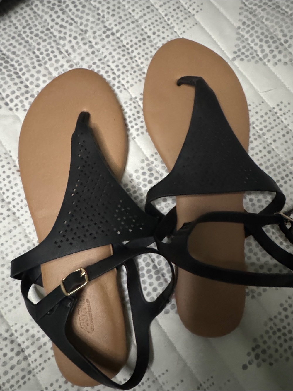 Ardene Black and Tan T-Strap Sandals